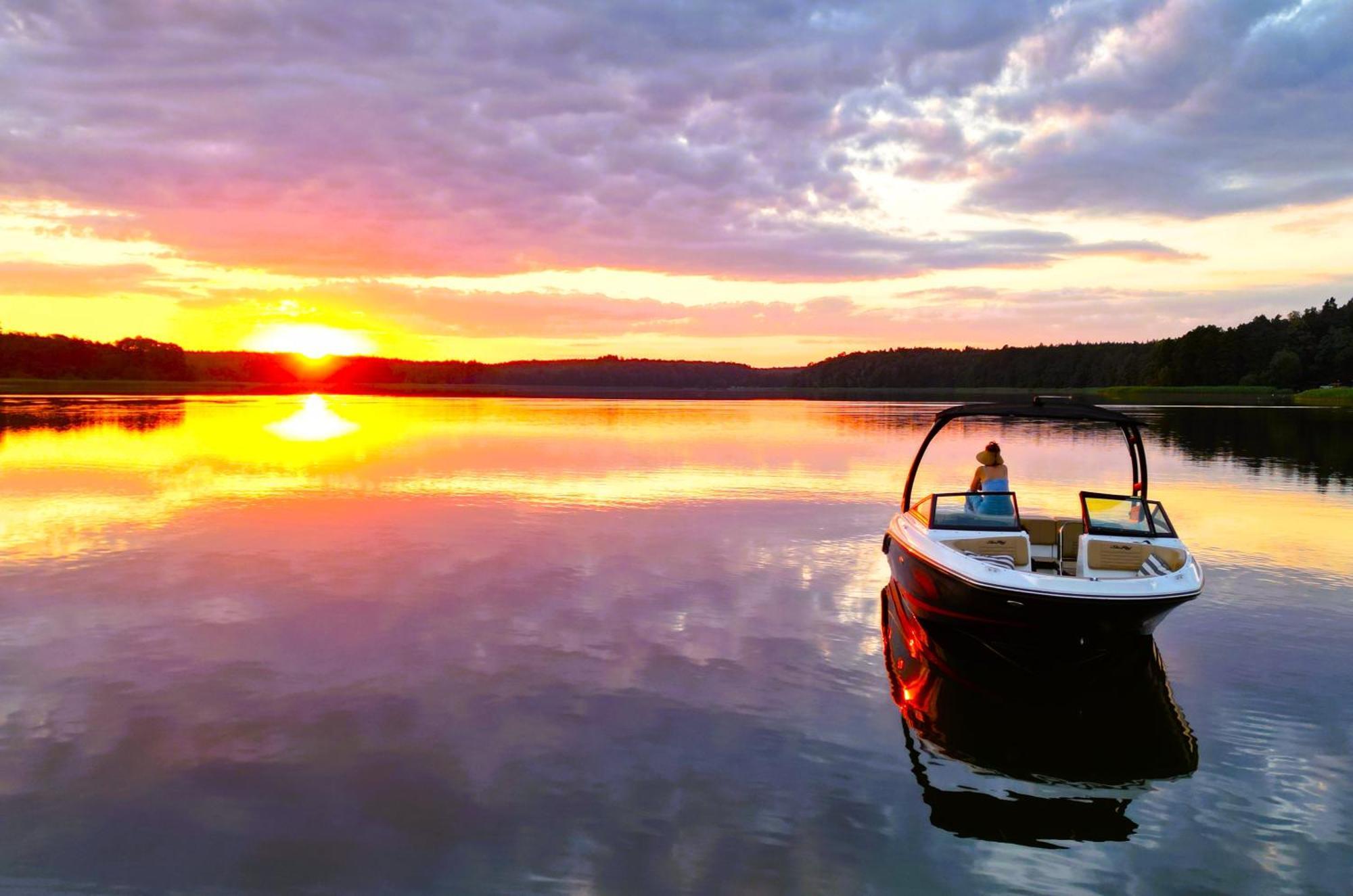 Marina Ostroda III - Widok Na Jezioro, Podziemny Garaz, Winda, Klimatyzacja, Wanna I Prysznic, 2 Lazienki, Lux Exterior photo